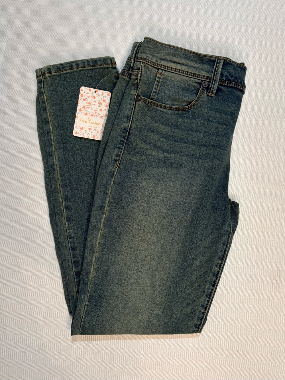 Free People Skinny Jeans in Abbie Wash NWTs Size 28